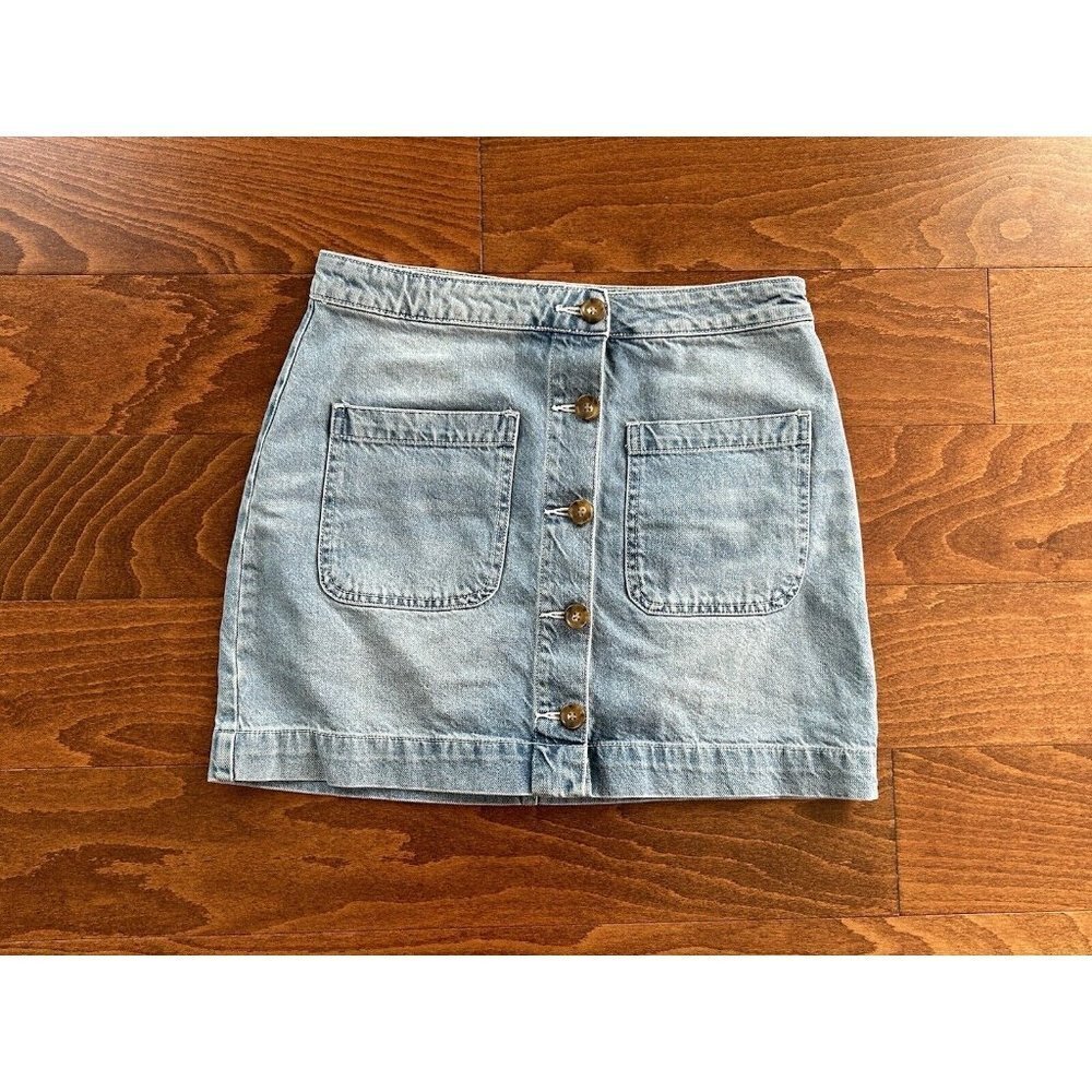 Free People We The Free Jean‎ Skirt 29 Button Front Pockets Light Wash Mini
